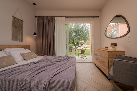 Aeolos Boutique Hotel & Suites